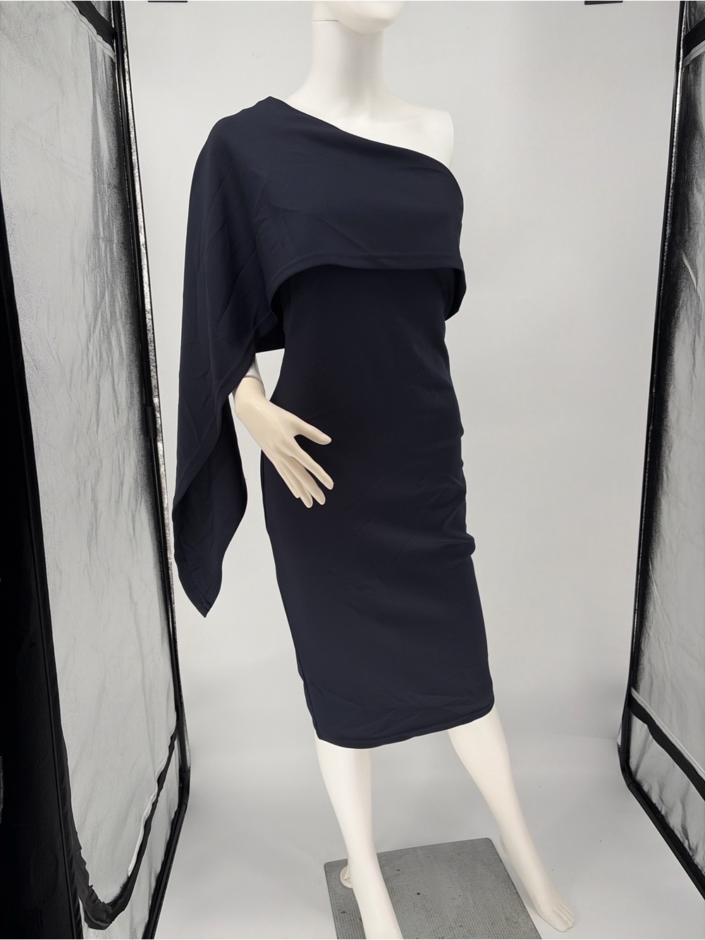 One-Shoulder Navy Blue Sheath Dress